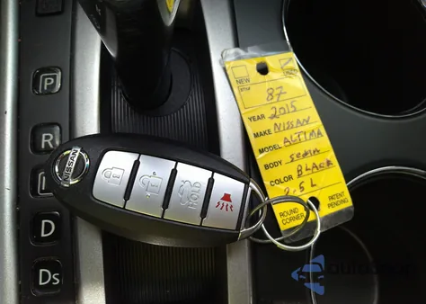 2015 Nissan Altima 2.5 S из США, поврежденный, VIN 1N4AL3AP6FN369066